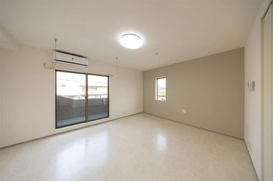 フィユメゾン学南町