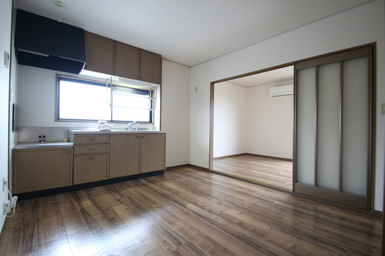 ハイカムールST