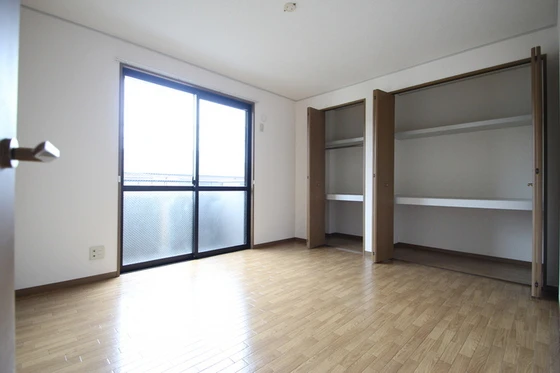 ハイカムールST