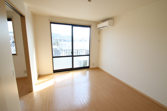 シャーメゾンひまわり