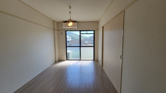 岸本マンション