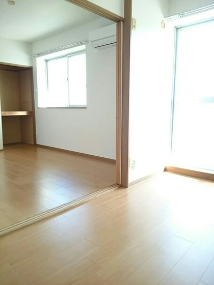 ニューエルディム花水木B