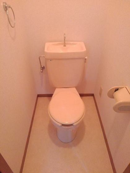 ニューエルディム花水木B