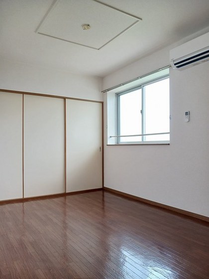 ニューエルディム花水木B