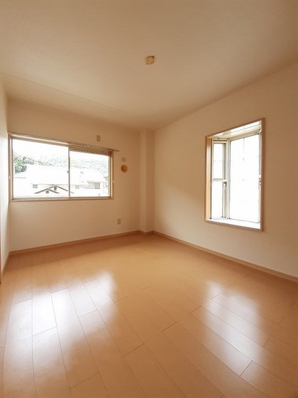 ニューシティアルカディア