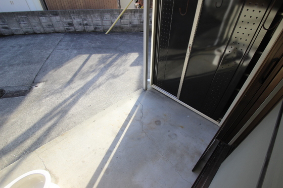 西川貸家二戸一 西