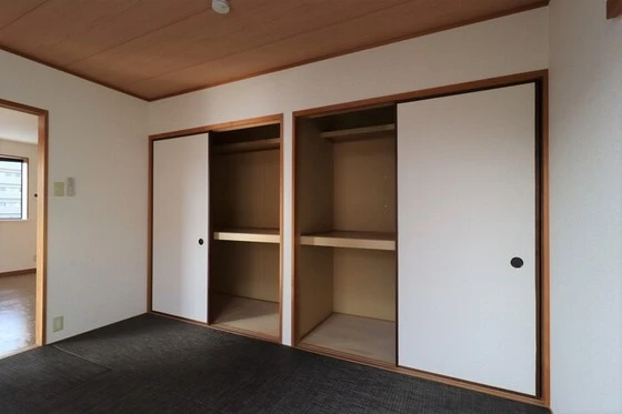 コートヴィレッジ若沼 A棟