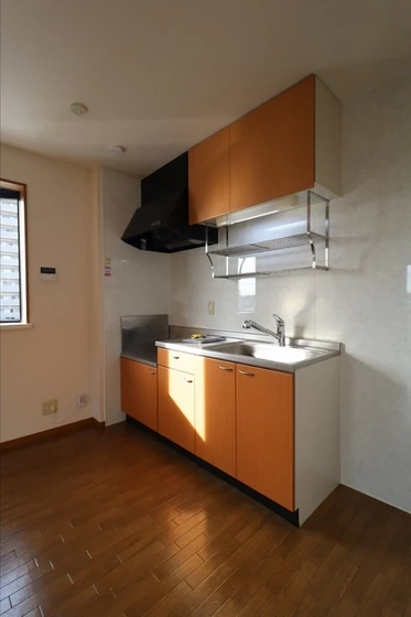 コートヴィレッジ若沼 A棟