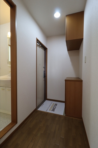 コートヴィレッジ若沼 A棟