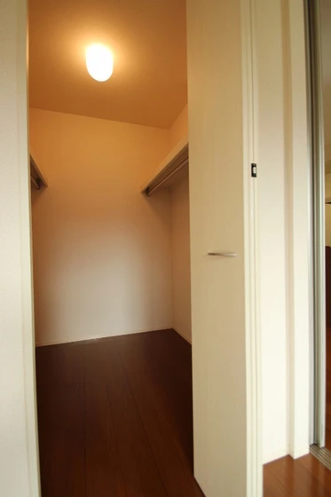 レゾナンツ B棟