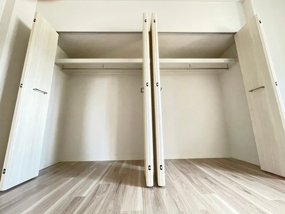 プレサンスロジェ上幟町