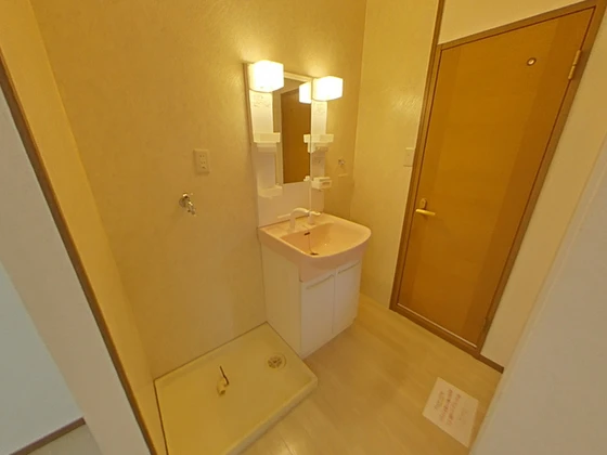 フリーダムスクエア小山