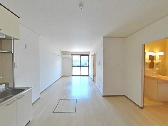 フリーダムスクエア小山