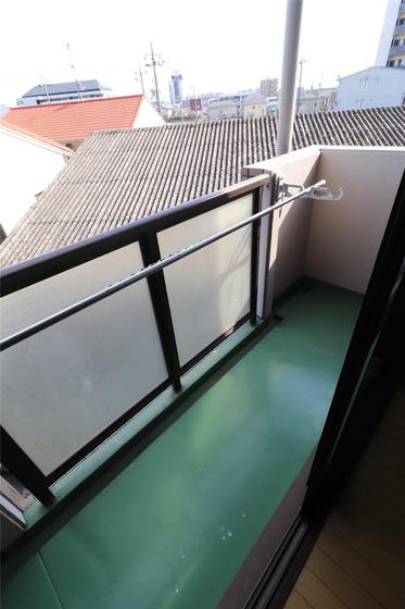 アジュール下中野