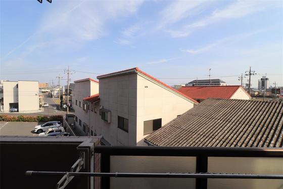 アジュール下中野