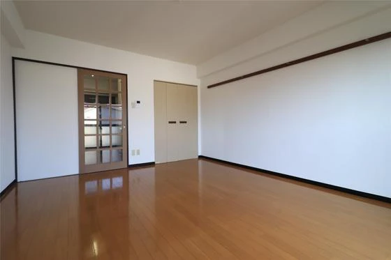 アジュール下中野