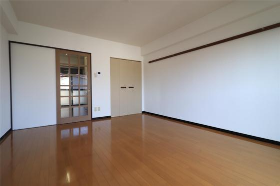 アジュール下中野