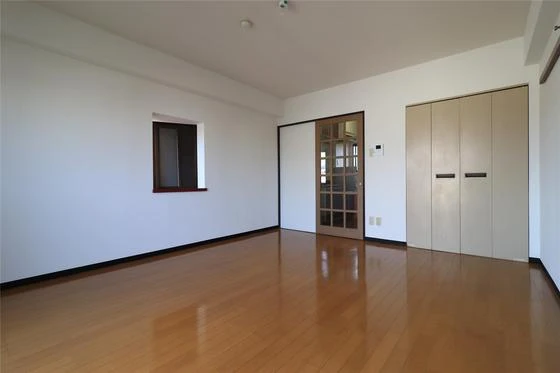 アジュール下中野