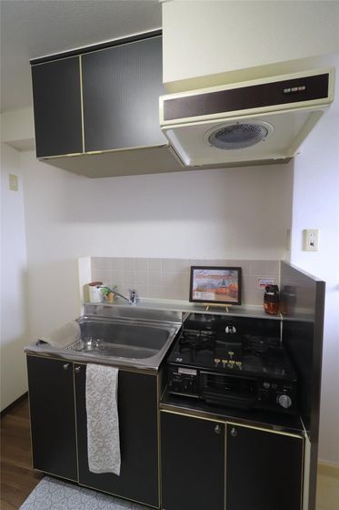 アジュール下中野