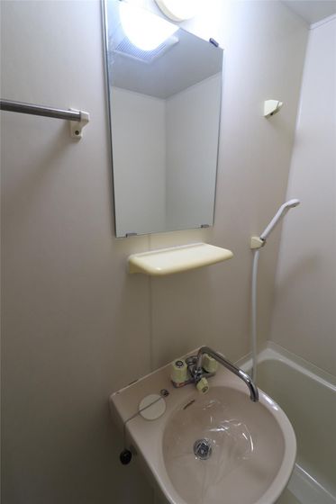 アジュール下中野