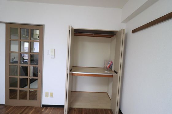 アジュール下中野