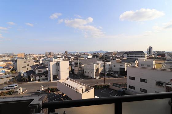 アジュール下中野