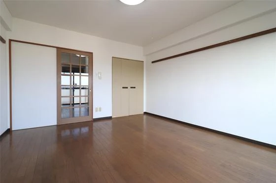 アジュール下中野