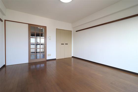 アジュール下中野