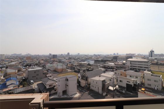 アジュール下中野