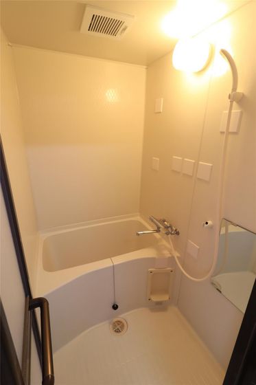 アジュール下中野