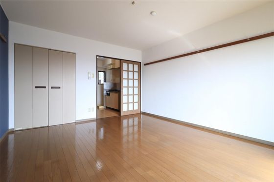 アジュール下中野