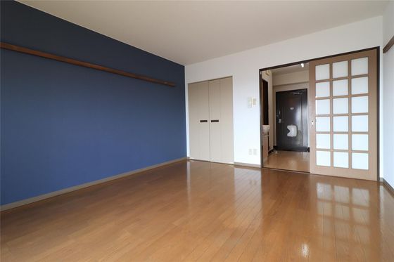 アジュール下中野