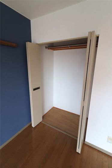 アジュール下中野