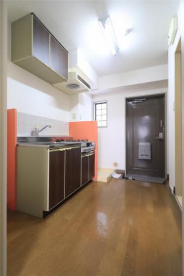 アジュール下中野