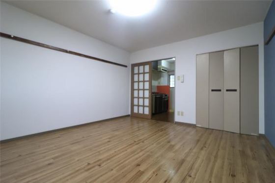 アジュール下中野