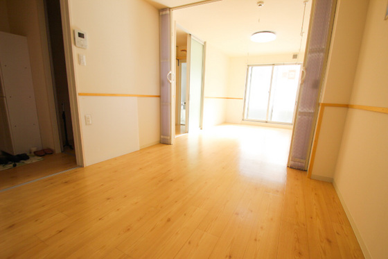 メリーアパ―ト