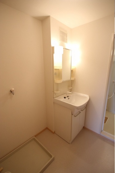 グリーンコート B棟