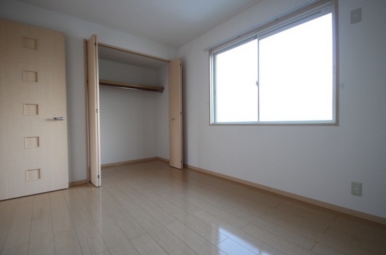 グリーンコート B棟