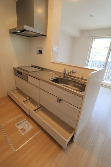 ラフィーネ下中野C棟