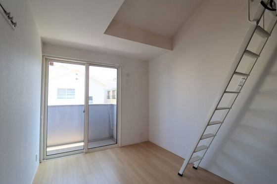 ラフィーネ下中野C棟