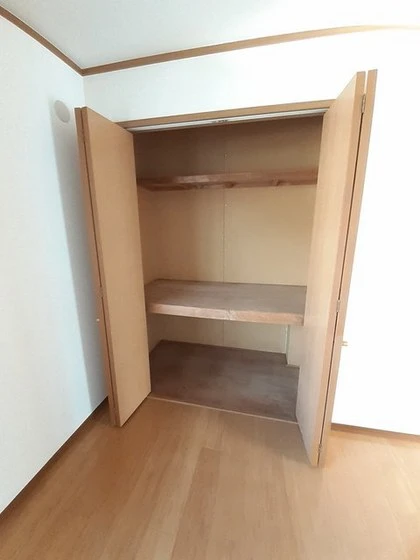 クレストハイムD