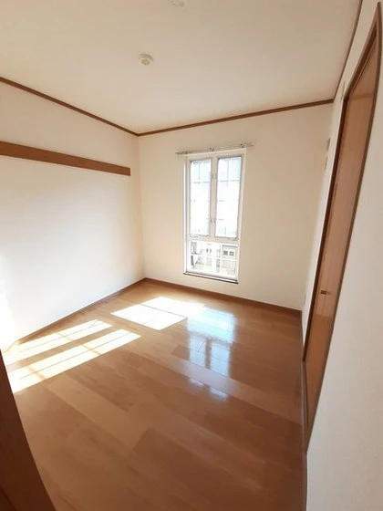 クレストハイムD