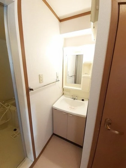 クレストハイムD