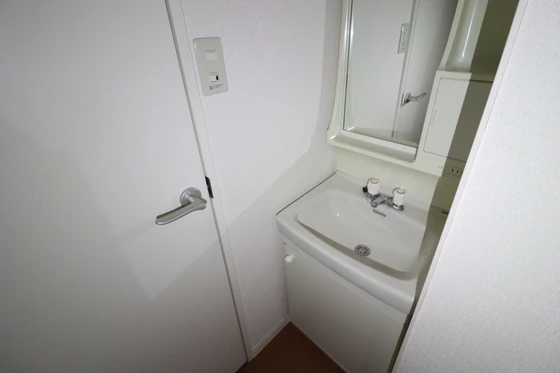 レオパレスひいらぎⅢ