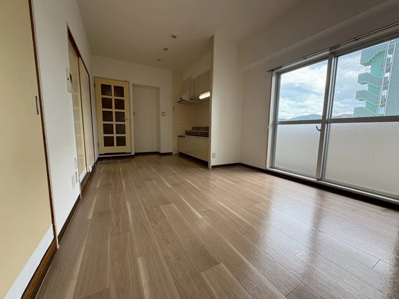 センチュリー世良