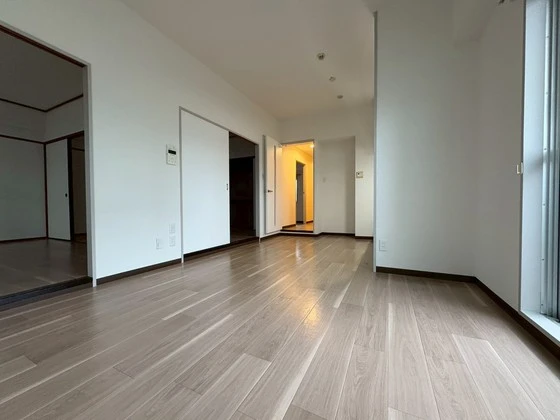 センチュリー世良