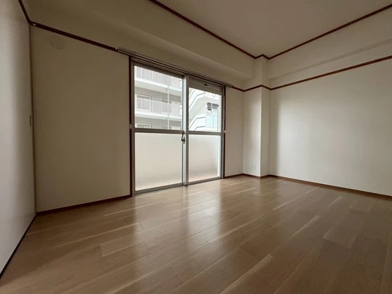 センチュリー世良