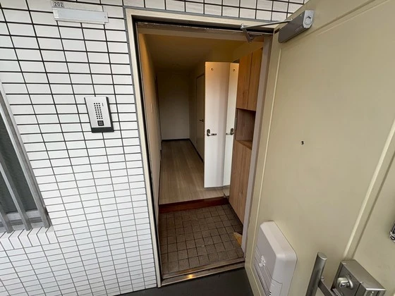 センチュリー世良