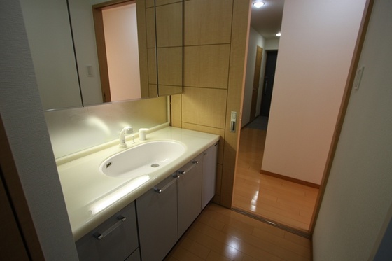 シーズンコート青江