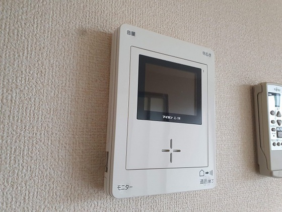 クレールせせら B棟